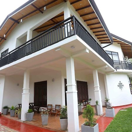 Madhusanka Holiday Home Digana Exterior photo